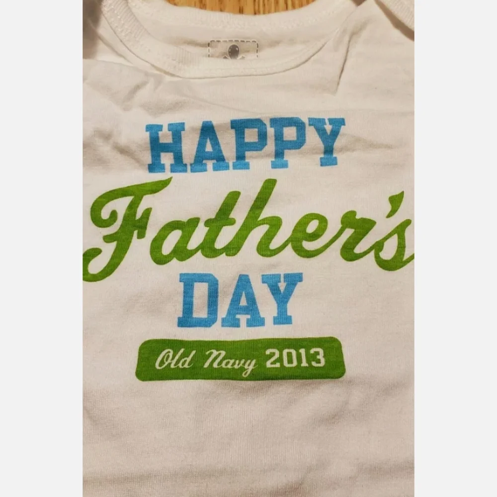 Old Navy Boys Bodysuit Size: 0-3 Months Happy Fathers Day